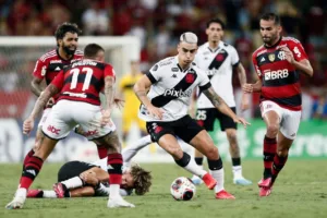 Vampeta surpreende e aponta resultado de Vasco x Flamengo