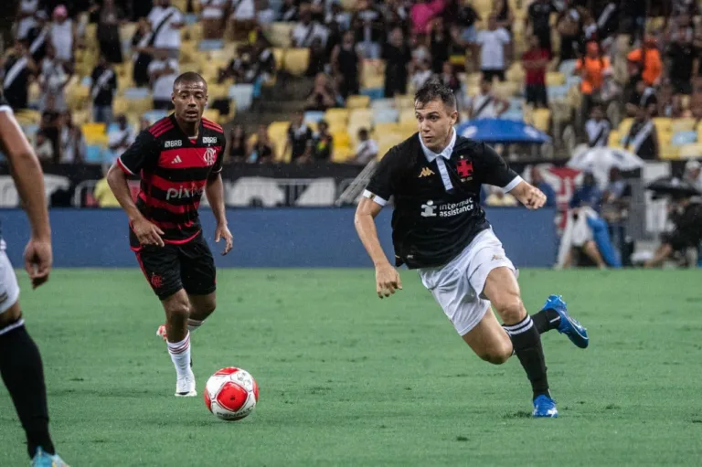 Vasco e Flamengo empatam no placar e na certeza de que precisam melhorar muito