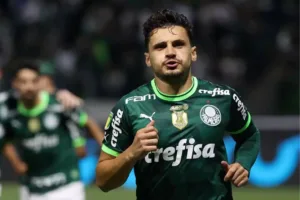 Veiga aponta dois concorrentes do Palmeiras no futebol brasileiro