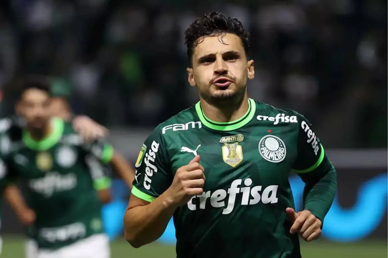 Veiga aponta dois concorrentes do Palmeiras no futebol brasileiro