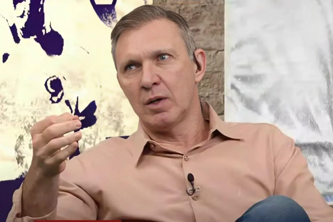 Neto tira sarro do Palmeiras e Velloso reage ao vivo: “Estava morto”