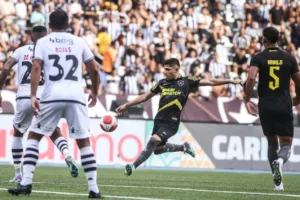 Venê Casagrande detona Botafogo após derrota: “Não está pronto”