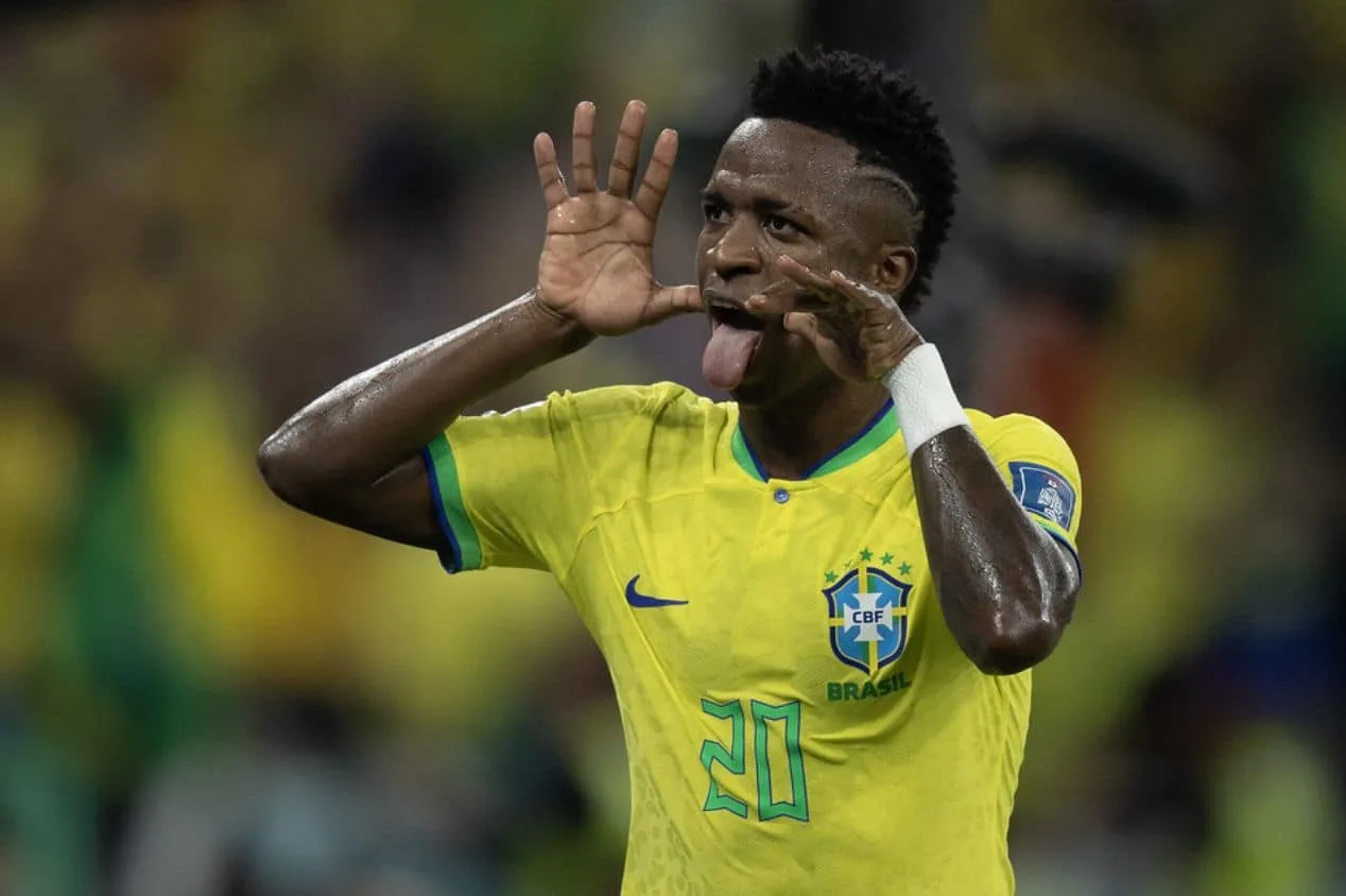 Zico cita Vinícius Júnior e indica condição para o hexa ser conquistado pelo Brasil