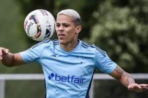 Alvo do Corinthians, Wallisson teve problemas de indisciplina no Cruzeiro