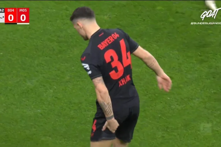 Após golaço, meia do Bayer Leverkusen finge lesão e Xabi Alonso tem que ‘acalmar’ médicos da equipe
