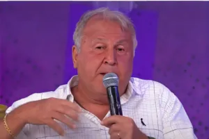 Zico aponta “sério candidato” ao título da Libertadores: “Vem firme”