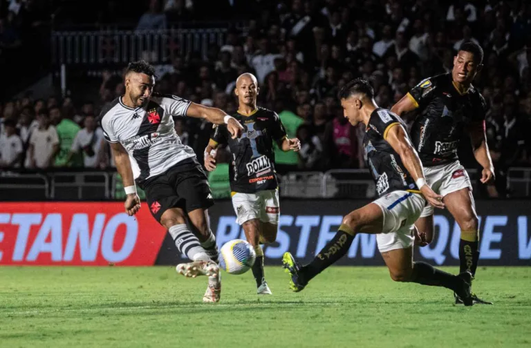 Vasco vence o Água Santa nos pênaltis e avança na Copa do Brasil