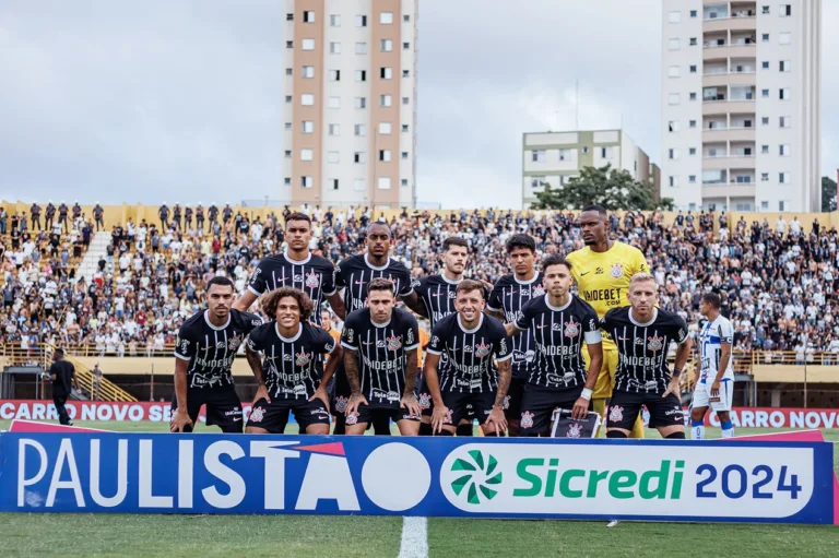 Renovação de joia, dívida com elenco paga e mais: as notícias do Corinthians hoje (12)