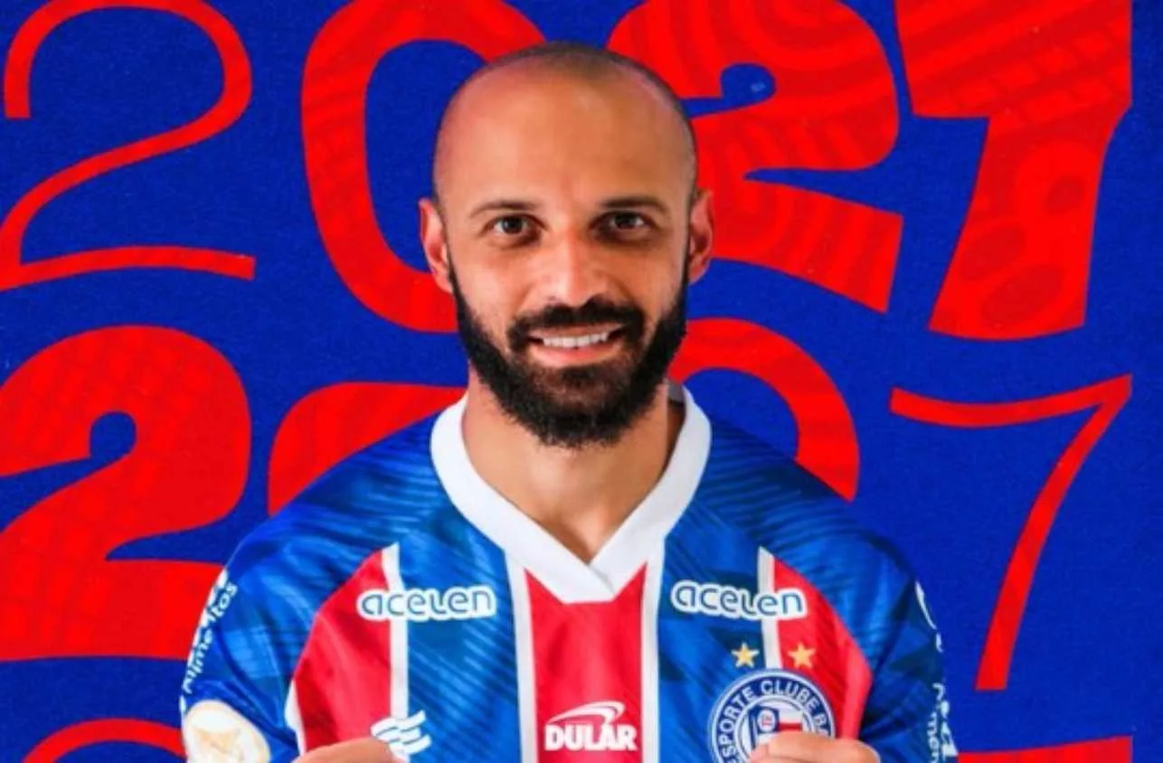 Bahia anuncia a renovação de Thaciano; veja o tempo de contrato