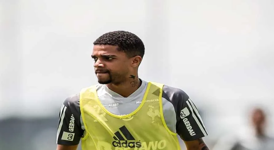 Atlético-MG anuncia a contratação de meio-campista do Athletic