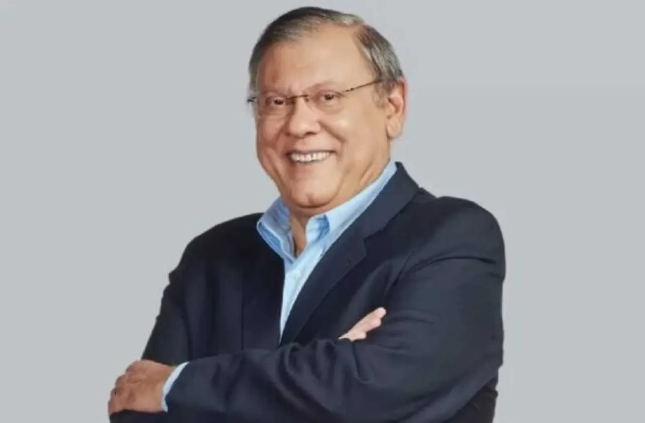 Milton Neves relembra estreia na mídia esportiva da TV: “Foi no Mesa Redonda”