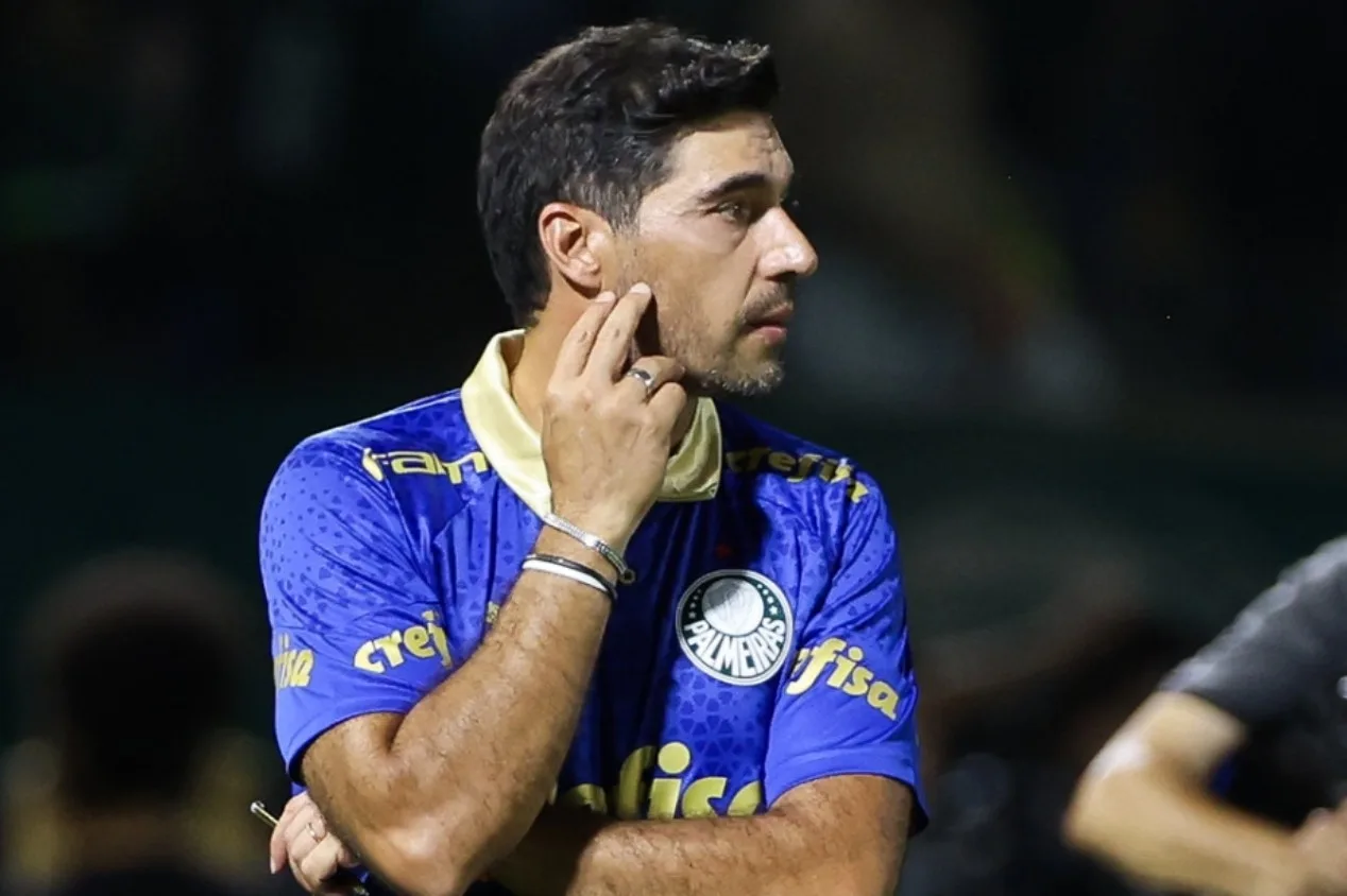 Neto sobe o tom e ‘rebate’ Abel no Palmeiras: “Falar uma coisa pra você”