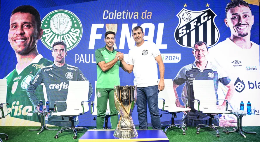 Carille reage após Abel Ferreira elogiar jogador do Santos: “Não vai levar, não” 