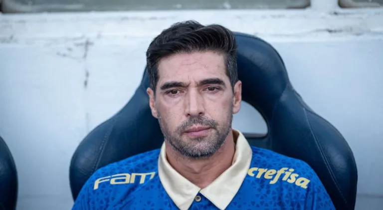 Abel Ferreira, do Palmeiras, é processado por clube do Catar; entenda