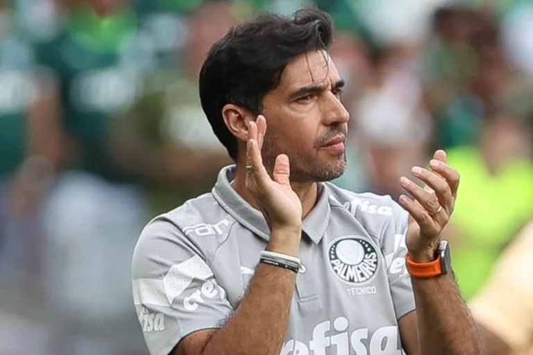 Rizek elege melhor jogador do Palmeiras na temporada: “Cumprindo a profecia do Abel”