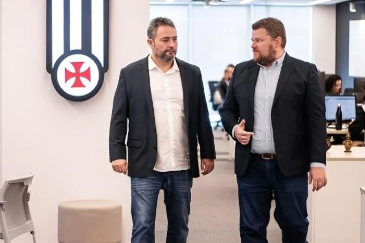 Vasco demite Alexandre Mattos e dirigente alega “quebra de confiança”