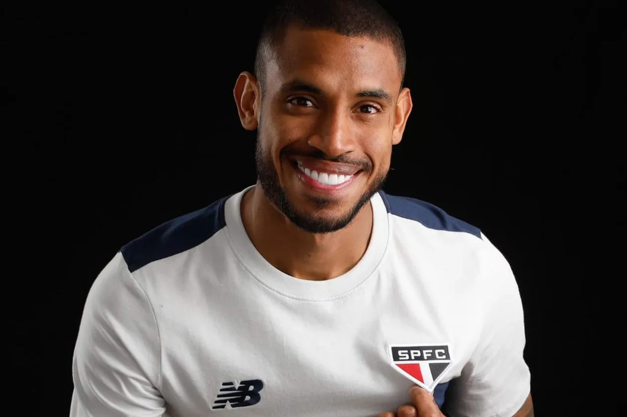 SPFC anuncia oficialmente a contratação de André Silva; saiba mais