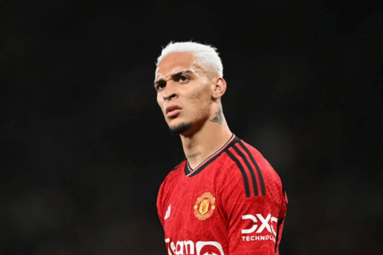 Nicola analisa chance do Flamengo trazer Antony do Manchester United