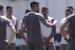 Auxiliares-técnicos do Corinthians detalham funções no clube