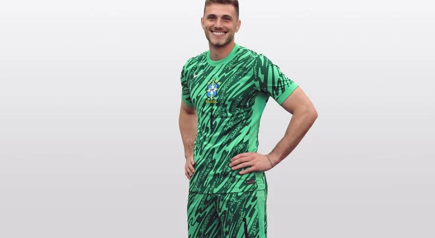 Bento é destaque no mercado da bola europeu após jogo pela seleção