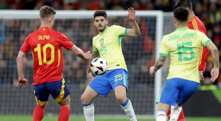 Mauro Cezar coloca pé no freio com a seleção brasileira: “Não jogou bem”