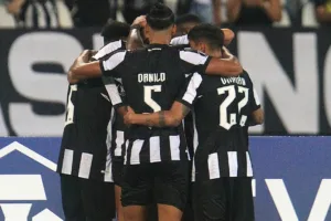 Veja provável escalação do Botafogo diante do Red Bull Bragantino pela Libertadores
