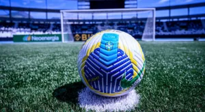 Julio Gomes aponta time do Brasileirão Série A que “não convence”