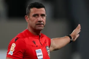 Milton Neves critica árbitro de jogo do Corinthians na Copa do Brasil: “Transtornado”