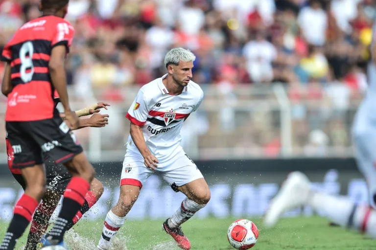 Após desfalque no Paulistão, Calleri garante presença na estreia do SPFC na Libertadores