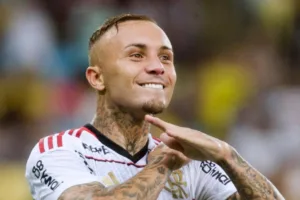 Pilhado rasga elogios ao Flamengo de Tite e projeta temporada