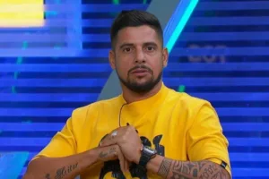 Cicinho crava eliminação de time da Copa do Brasil