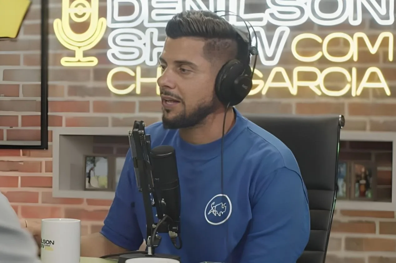 Cicinho crava time ‘decepção’ no Brasil: “Deixou torcedor na mão”