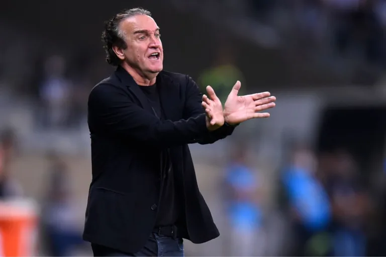 Venê Casagrande crava Cuca no Athletico: “Tudo acertado”