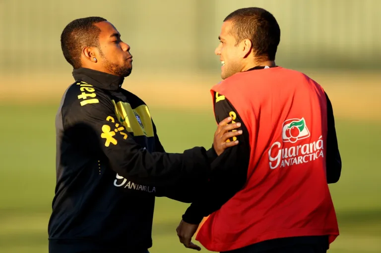 Milly Lacombe detona silêncio da CBF nos casos Daniel Alves e Robinho