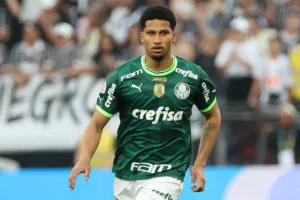Murilo, do Palmeiras, aponta os cinco melhores zagueiros do futebol brasileiro
