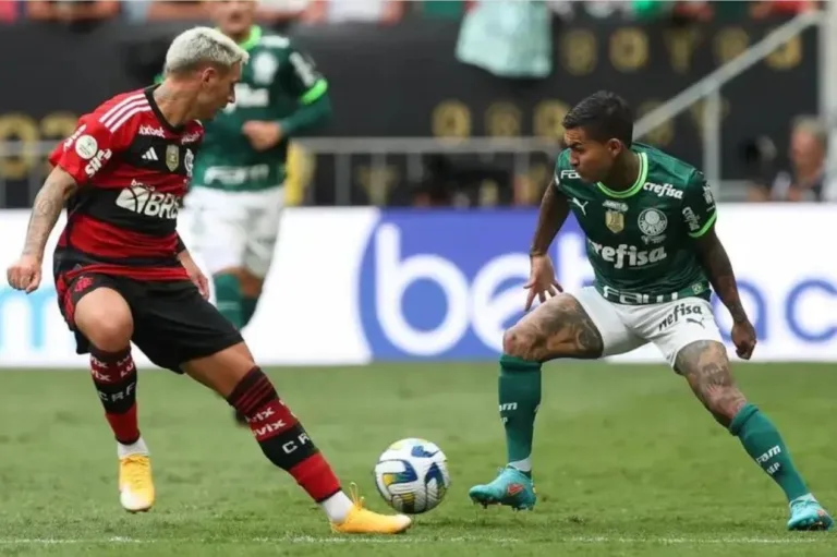 Milton Neves critica time por deixar “caminho livre” para Palmeiras e Flamengo