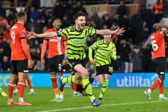 Declan Rice comemora gol marcado pelo Arsenal