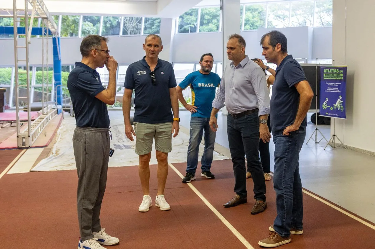 Dirigentes franceses visitam CT Paralímpico de olho em aclimatação para Paris 2024