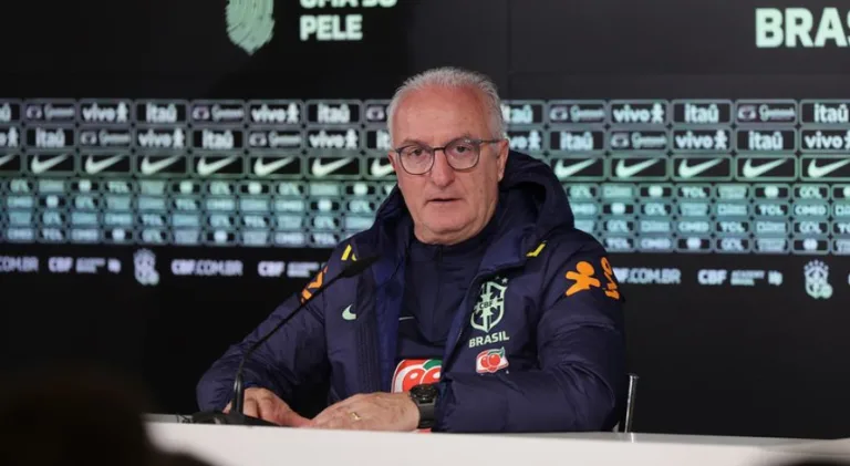 Dorival Júnior prepara pré-lista com 55 nomes para a Copa América