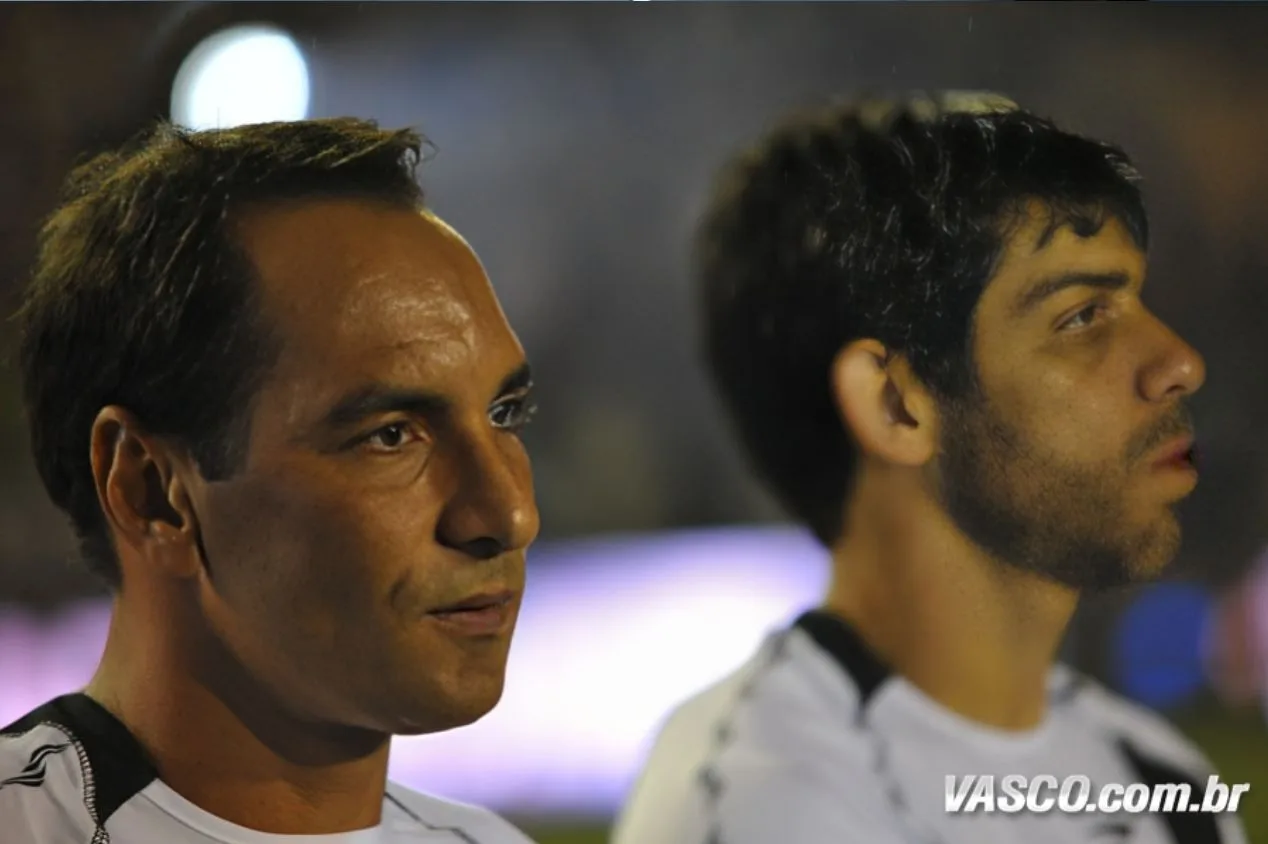 Edmundo reforça apelo antes do Brasileirão e vê injustiça de treinador multicampeão: “Exagerou”