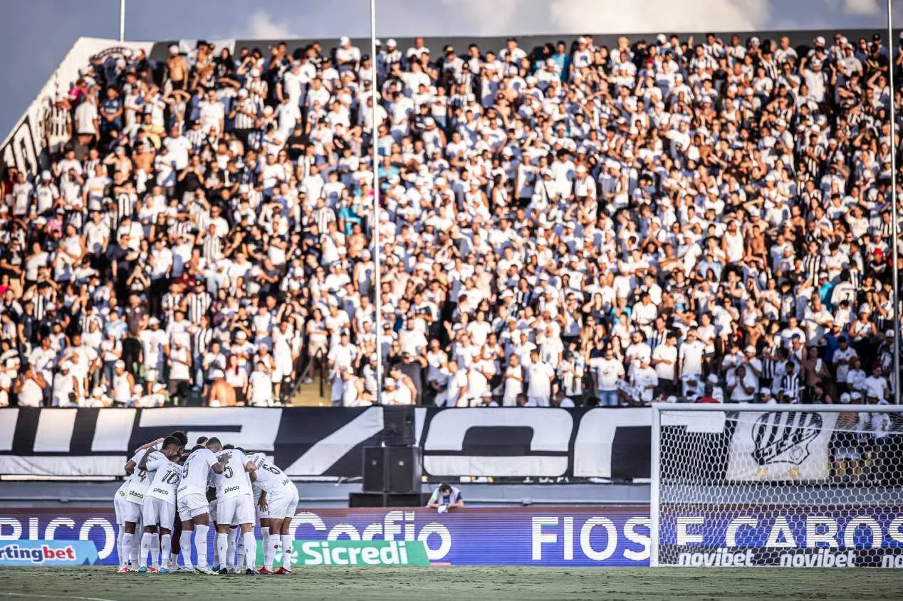 Santos reforça todas as posições e anuncia 15 jogadores em 2024