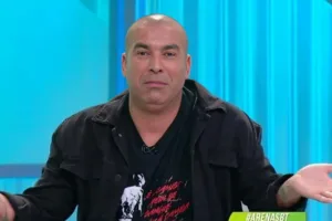 Emerson Sheik exalta meia de futebol brasileiro: “Impressionante”