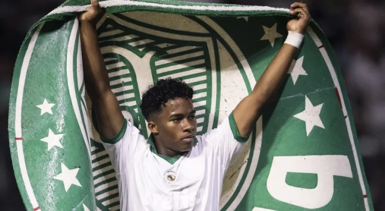 Wanderley cita polêmica de Ana Thaís sobre Endrick e critica Abel: “Foi desperdício”