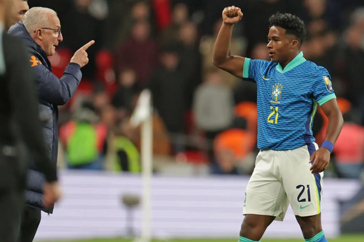 Casagrande sugere duas “sombras” para Endrick na seleção brasileira: “Tem que mudar”