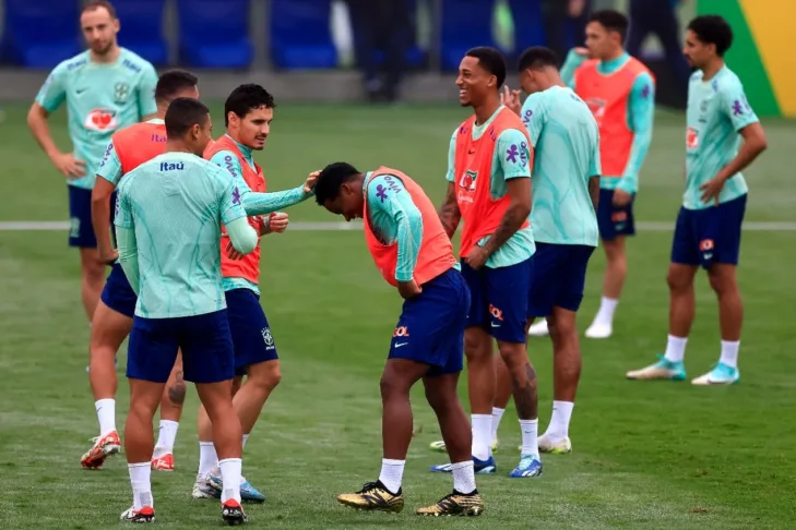 Endrick na seleção brasileira é ‘boa notícia’ para Raphael Veiga no Palmeiras; entenda Endrick na seleção brasileira é ‘boa notícia’ para Raphael Veiga no Palmeiras; entenda