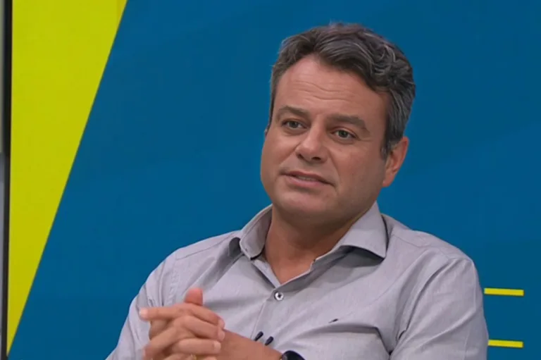  Eric Faria aponta camisa 10 do futebol brasileiro “ignorado” na seleção: “Pela idade” 