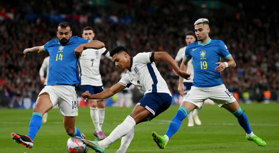 Zinho admite surpresa com meia na seleção brasileira: “Tinha desconfiança”