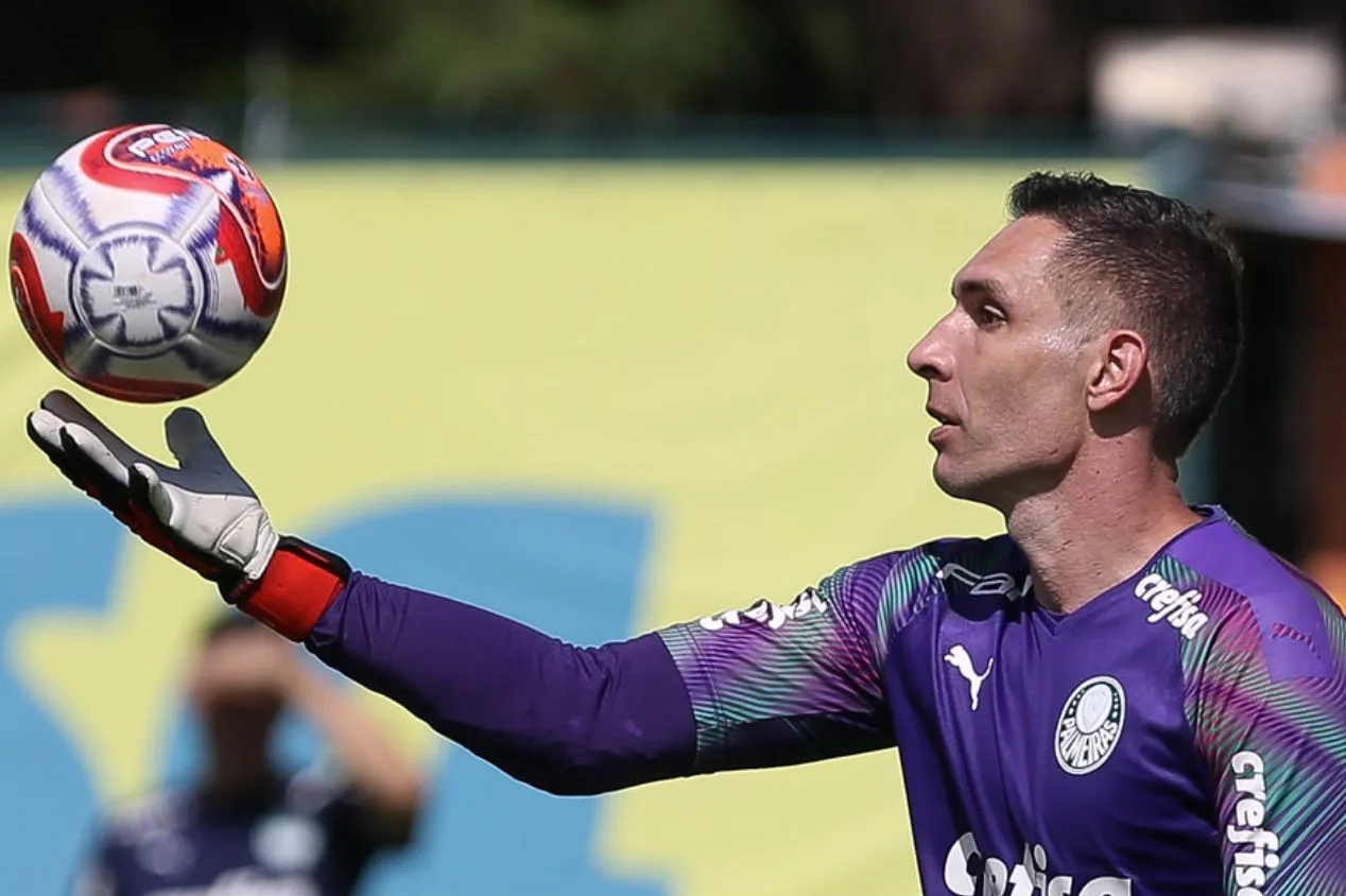 Prass sinaliza goleiro titular da seleção brasileira contra Inglaterra e Espanha