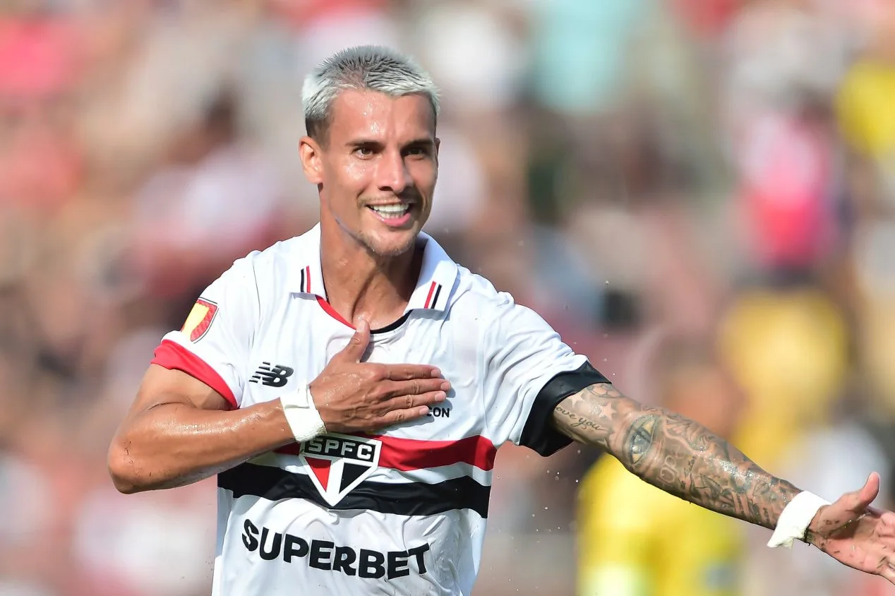  SPFC: atacante ex-Grêmio se destaca e ganha espaço na equipe