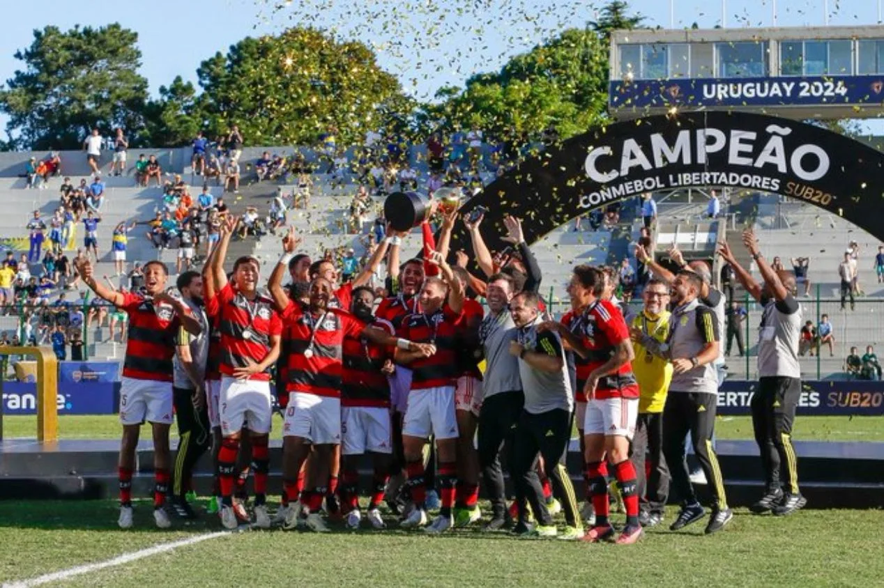 Mauro Cezar lembra tragédia do Ninho após título do Flamengo: “Poderiam estar lá”